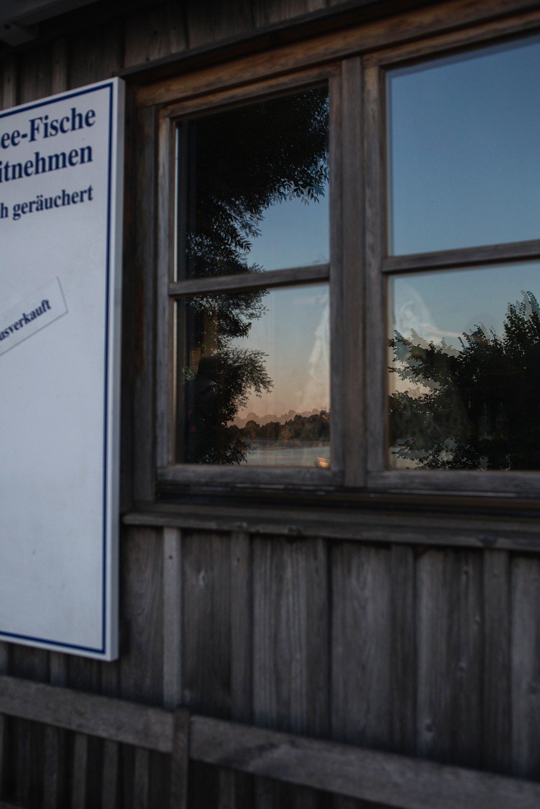 Fischerei_Lex_Fishery_Lake_Chiemsee_by_Amelie_Niederbuchner_Photographer_Munich_Fotograf_Fotografin_München_Food_Reportage 