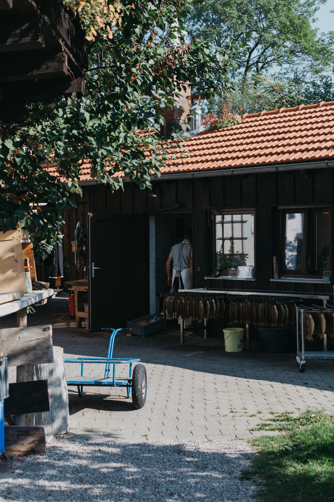 Fischerei_Lex_Fishery_Lake_Chiemsee_by_Amelie_Niederbuchner_Photographer_Munich_Fotograf_Fotografin_München_Food_Reportage 
