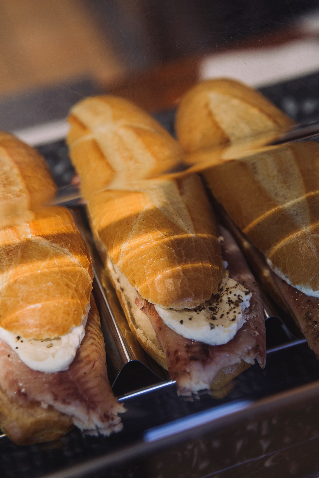 Fischerei_Lex_Fishery_Lake_Chiemsee_by_Amelie_Niederbuchner_Photographer_Munich_Fotograf_Fotografin_München_Food_Reportage 