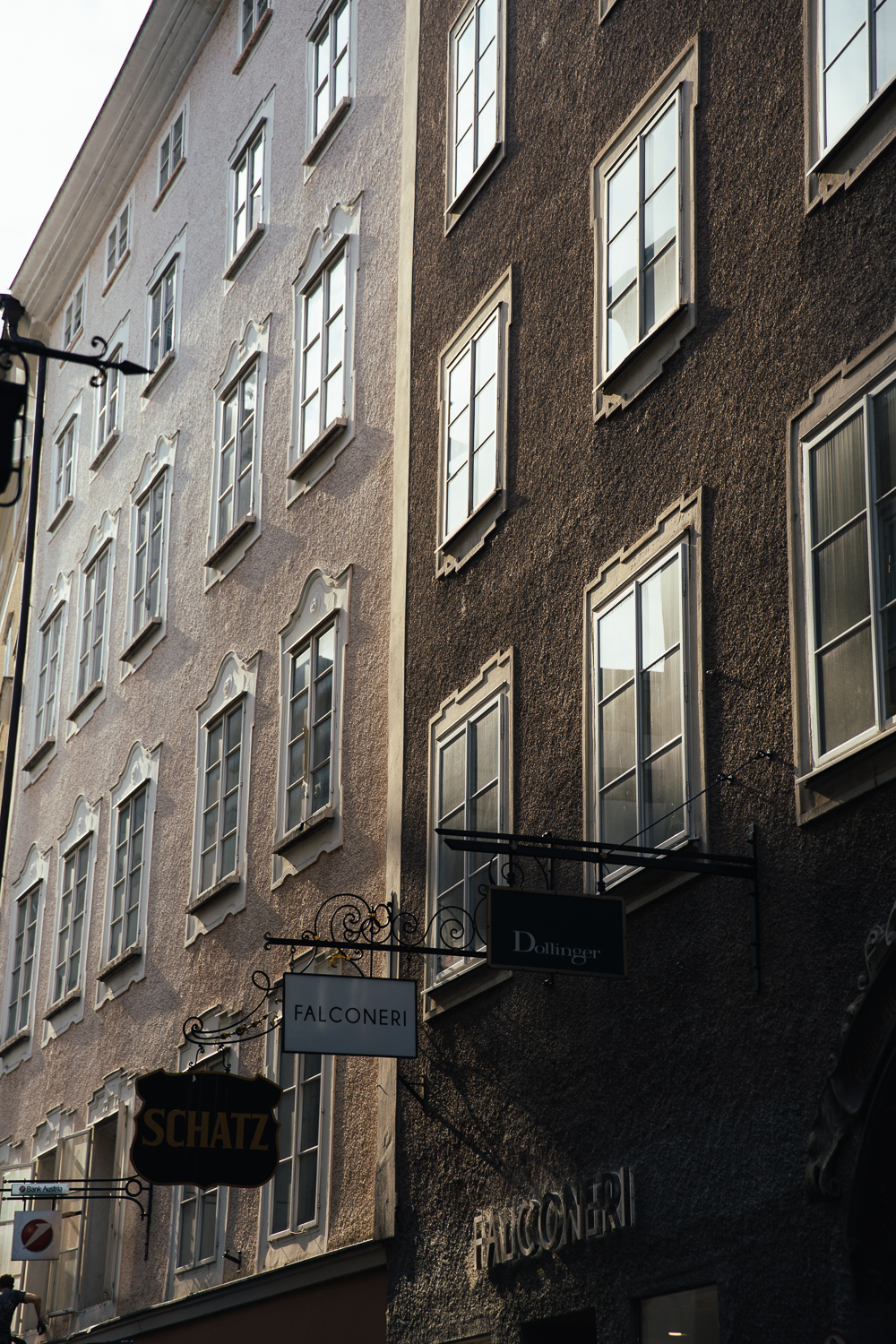 Nagel_Auctions Asiatika Salzburg for Stuttgarter Zeitung Magazin by Amelie Niederbuchner, Photographer Munich München 