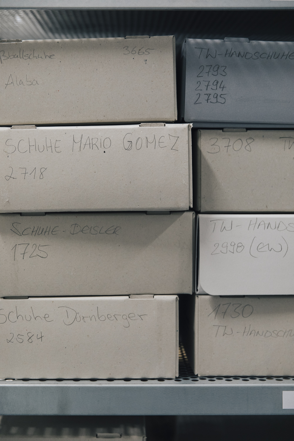 Simone_Laudehr_for_FCB_51_Magazin_by_Amelie_Niederbuchner_photographer_Munich 