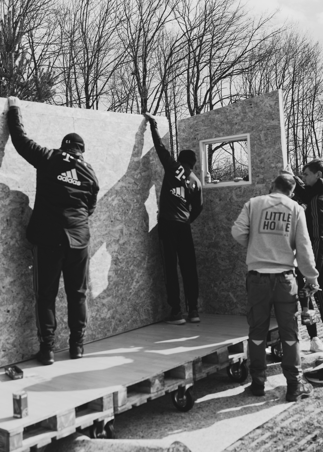 Little Home Aufbau der FC Bayern U14 Mannschaft fotografiert von Amelie Niederbuchner, Fotografin in München