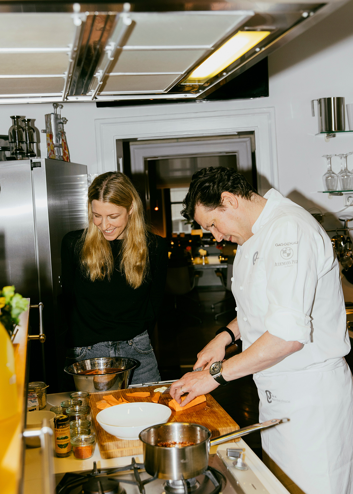 Christian Jürgens kocht mit Elisabeth Raether für Zeit Magazin Wochenmarkt 