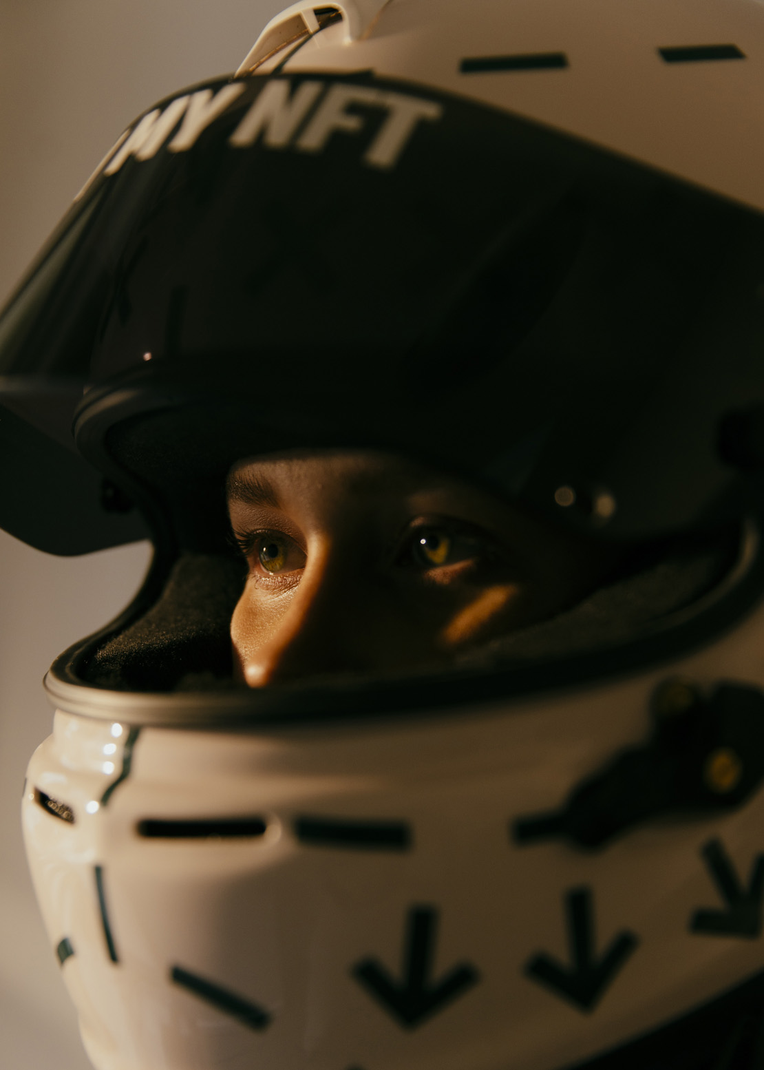 Rennfahrerin Laura Marie Geissler fotografiert für Business Punk in München von Amelie Niederbuchner 