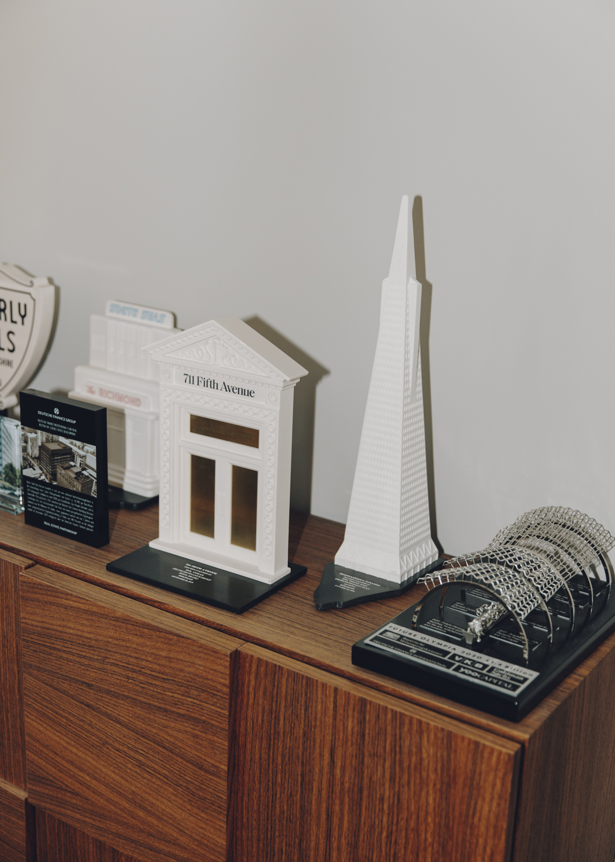 Thomas Oliver Müller und Dr. Sven Neubauer, Vorstände der deutschen Finance Group, fotografiert für Capital Magazin 