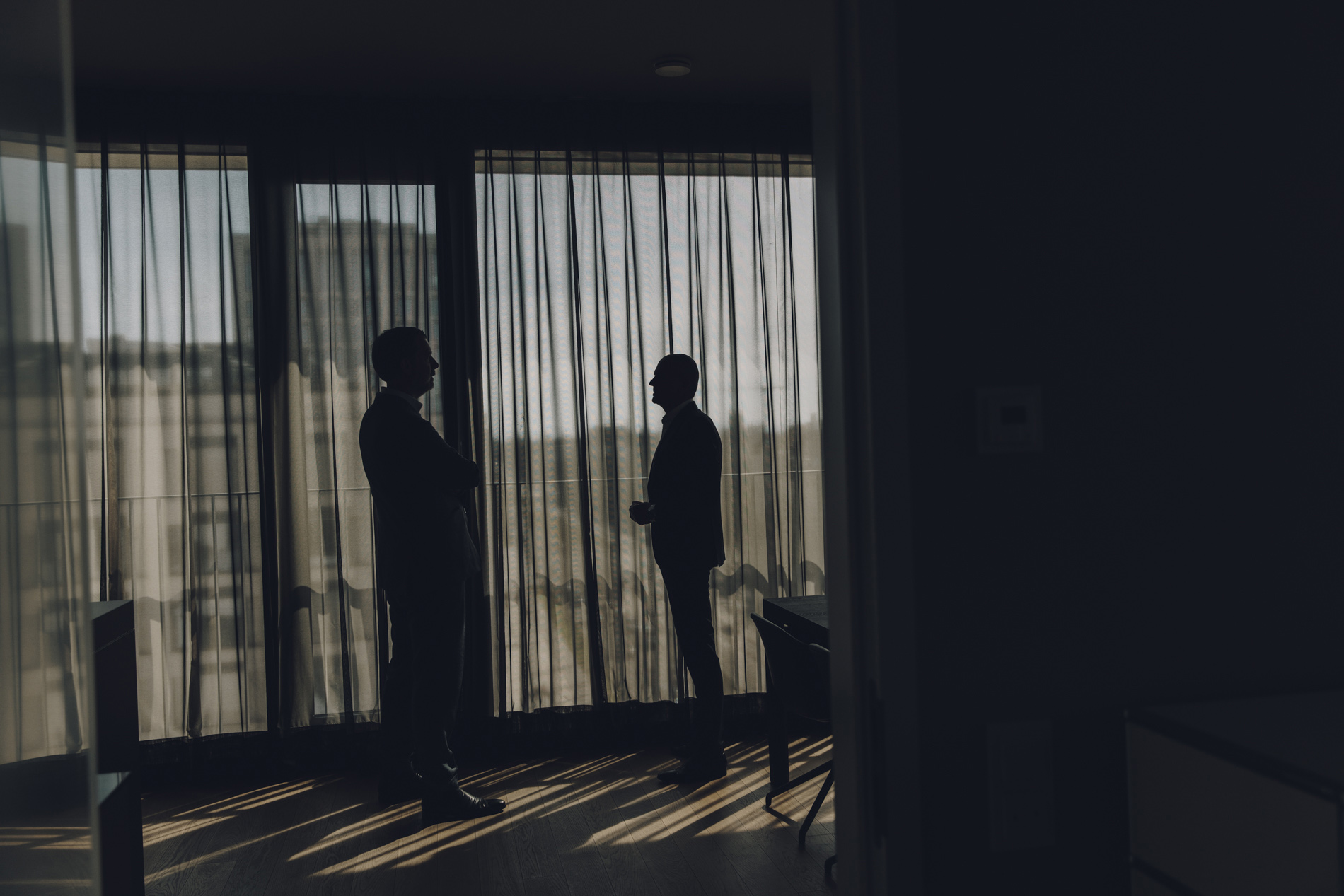 Thomas Oliver Müller und Dr. Sven Neubauer, Vorstände der deutschen Finance Group, fotografiert für Capital Magazin 