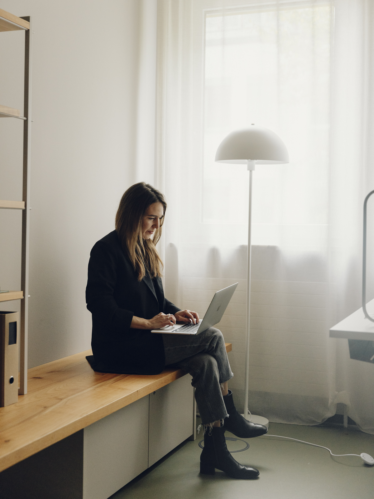 Einzelportrait Mitarbeiterin Nkm München 