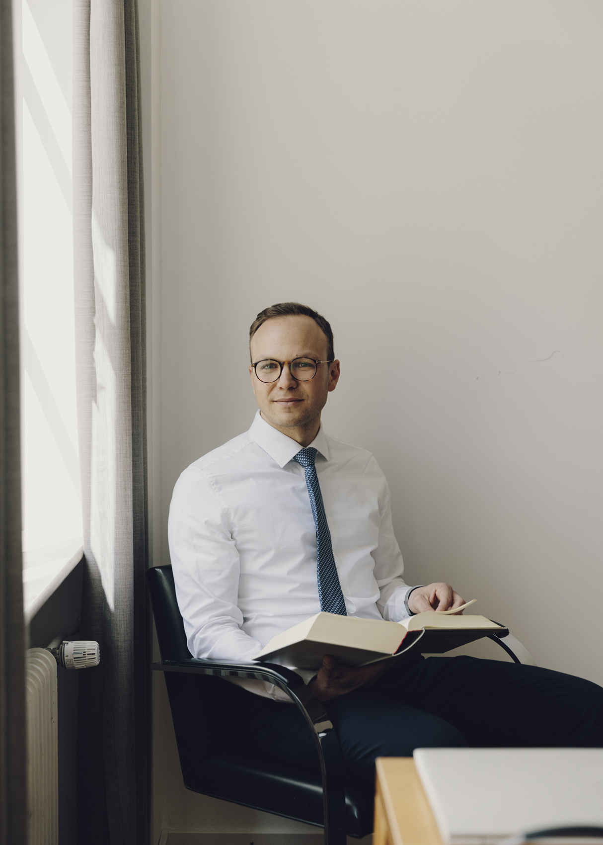 Law Firm Dissmann Orth Portraits photographed by Amelie Niederbuchner 